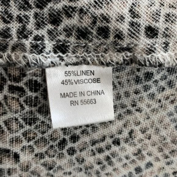 For Cynthia Linen Blend Brown Animal Print Blouse PL | V Neck Fall Top - Picture 9 of 9